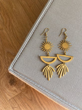 Load image into Gallery viewer, Carioca Earrings