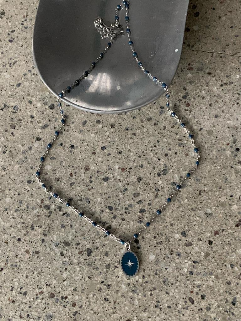 Etoile Necklace