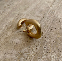 Load image into Gallery viewer, Square Rings Earrings