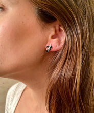 Load image into Gallery viewer, Crystal Leaves earrings