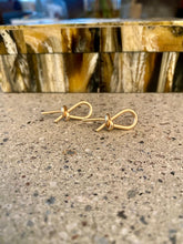 Load image into Gallery viewer, Knot Earrings