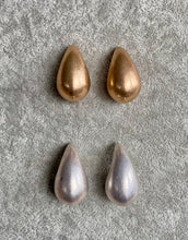 Load image into Gallery viewer, Drops Earrings