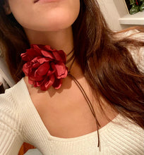 Load image into Gallery viewer, Fleur Choker