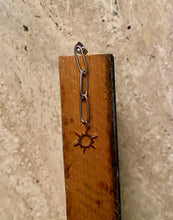Load image into Gallery viewer, Follow the sun Earrings