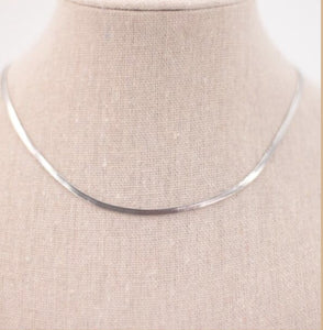 Vega Necklace SIlver