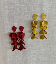 Load image into Gallery viewer, Cascade Earrings