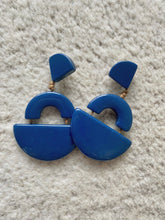 Load image into Gallery viewer, Tulip Earrings