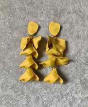 Load image into Gallery viewer, Cascade Earrings